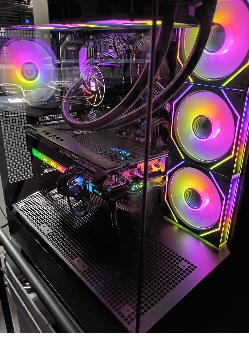 Custom RGB gaming build with EVGA GeForce RTX 3080